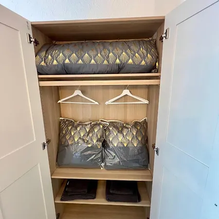 Climatisé, Cosy Et Calme Au Centre Appartement Antibes