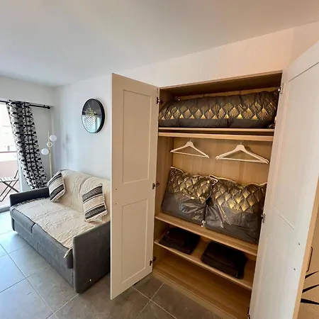 Climatise, Cosy Et Calme Au Centre Apartment *