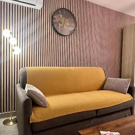 Climatise, Cosy Et Calme Au Centre דירה